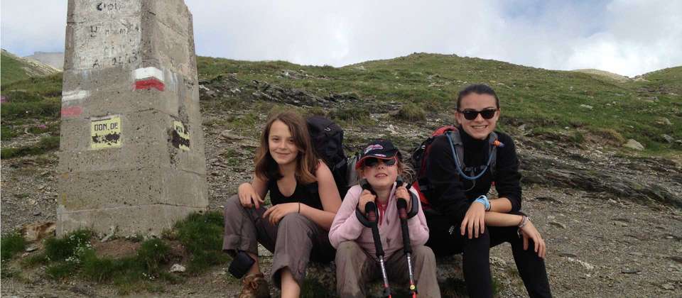 Mont Blanc Family Guided Hike from France - Utracks - France - Image 11