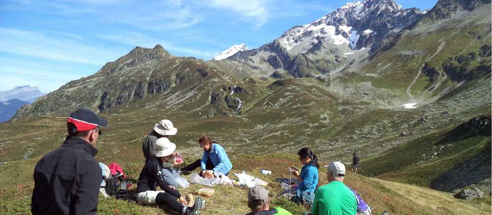 Mont Blanc Guided Hike Classic - Utracks - France - Image 4