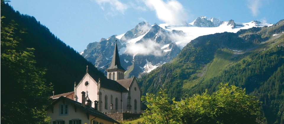 Mont Blanc Rambler Guided Hike - Utracks - France