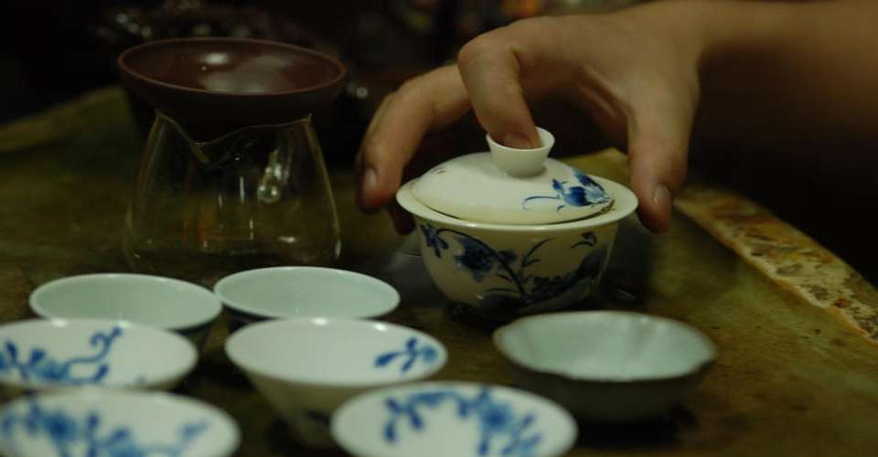 Morning Park & Tea Market Tour - Shanghai Pathways - China - Image 3