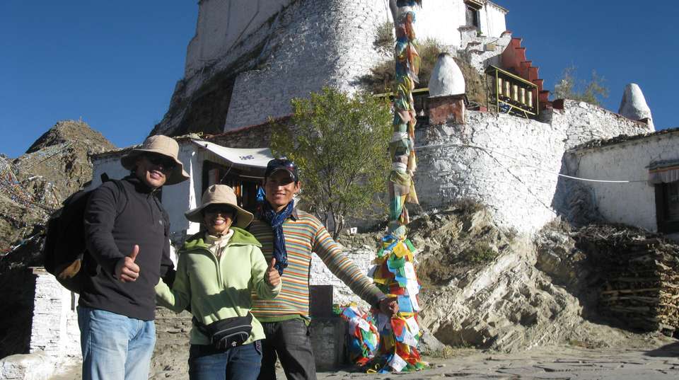 Mount Everest Base Camp from Lhasa: 8-Day Group Tour - undefined - Image 15