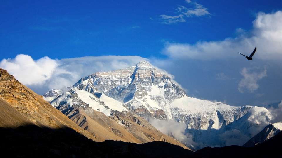 Mount Everest Overland Jeep Tour - Tibet - Himalayan Trekking And Tours (p) Ltd - Nepal - Image 2
