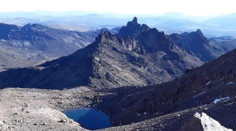 Kenya Trekking and Hiking Tour: Mount Kenya Trek - Chogoria & Sirimon route  combo 5 days