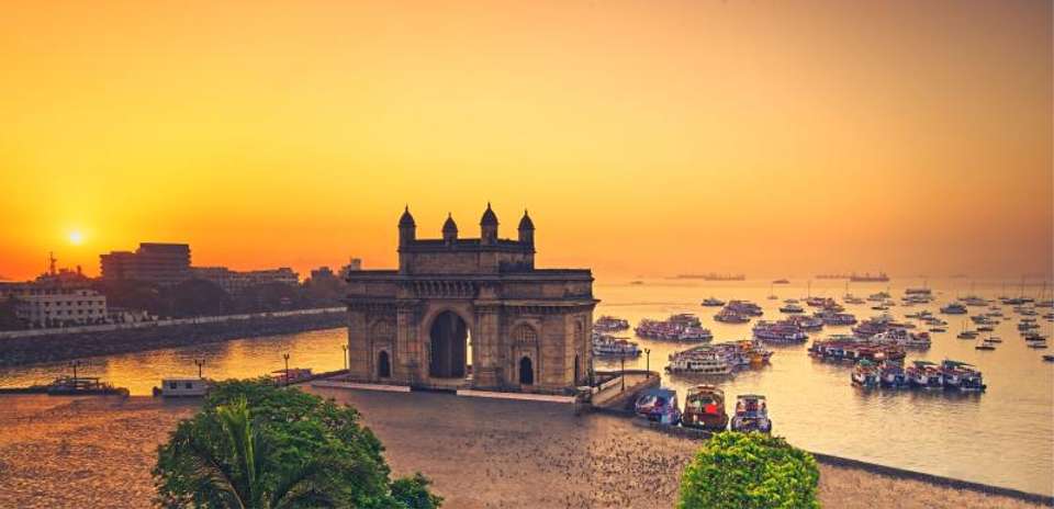 Mumbai Express - Encounters Travel - India - Image 1
