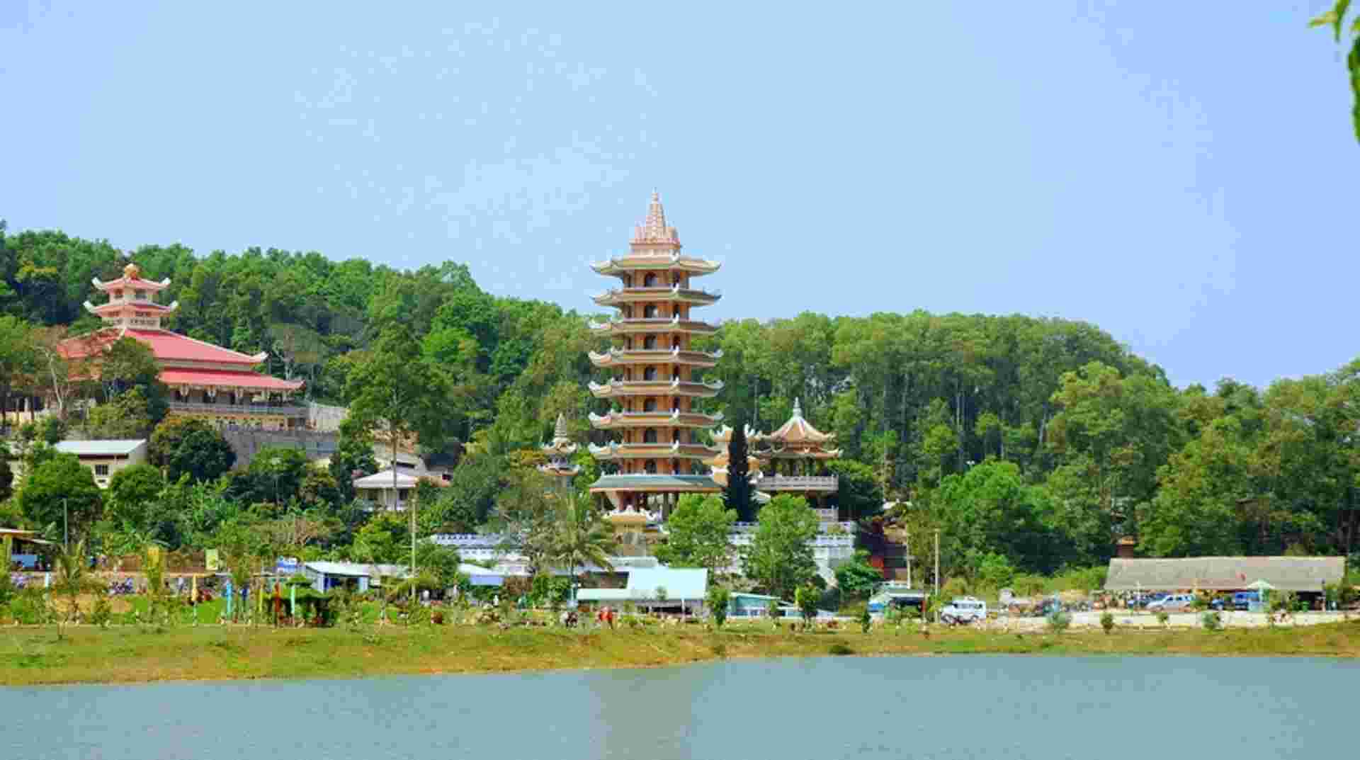 My Tho and Chau Doc with Mekong Delta Cruise