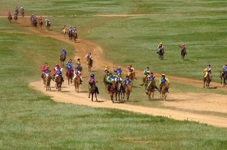 Mongolia Adventure Tour: Naadam and Gobi Desert Explorer 