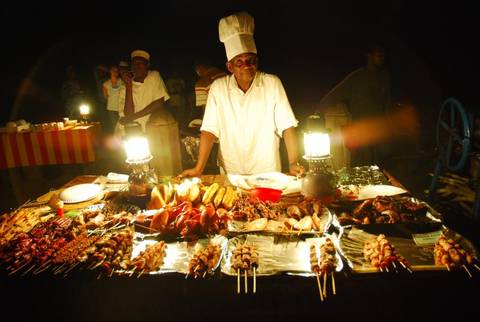 Explorer Tour: Nairobi To Harare (44 Days) Apes & Lakes