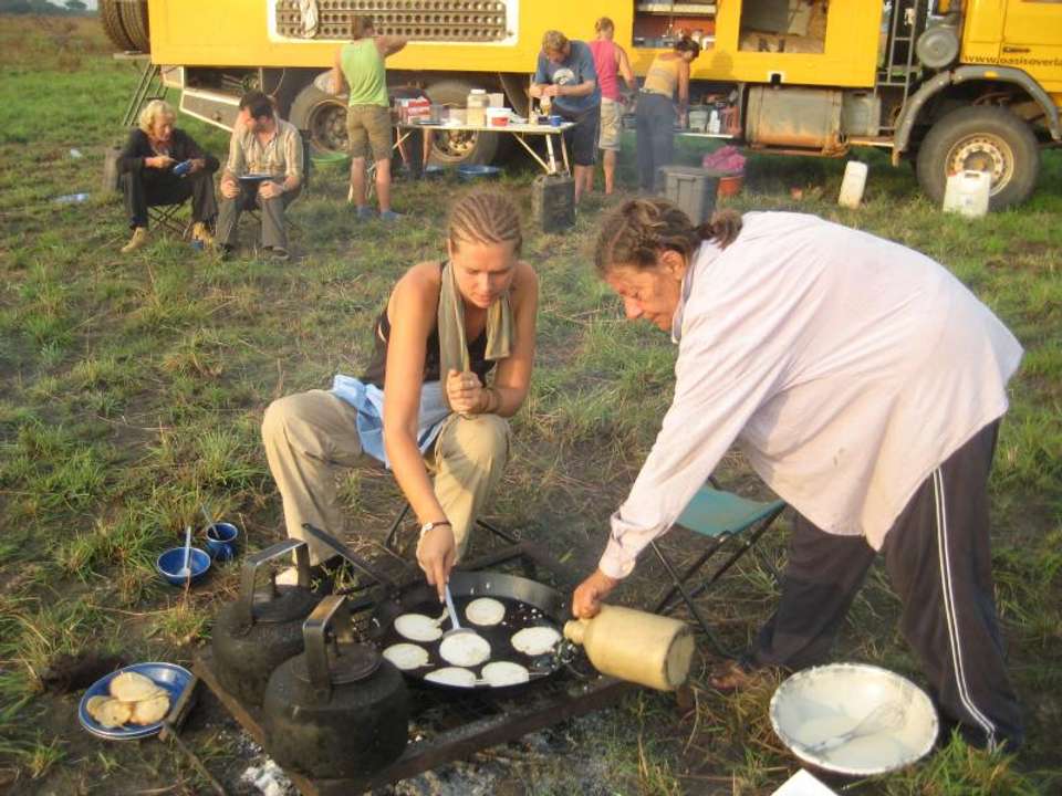 Nairobi To Victoria Falls (54 Days) Apes & Lakes - Oasis Overland - Kenya - Image 4