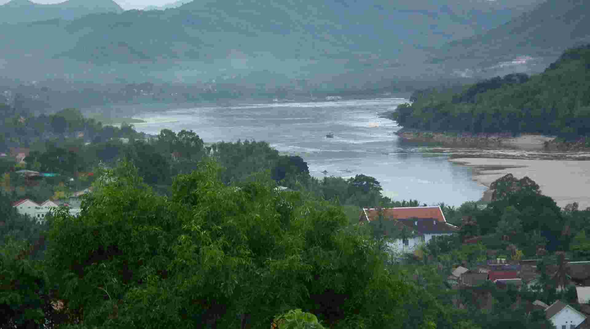 Nam Khan River Valley Trek and Paddle From Luang Prabang