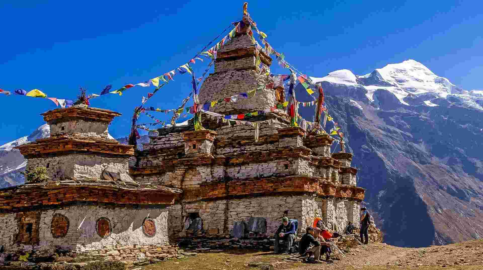 Nar Phu Valley Trek