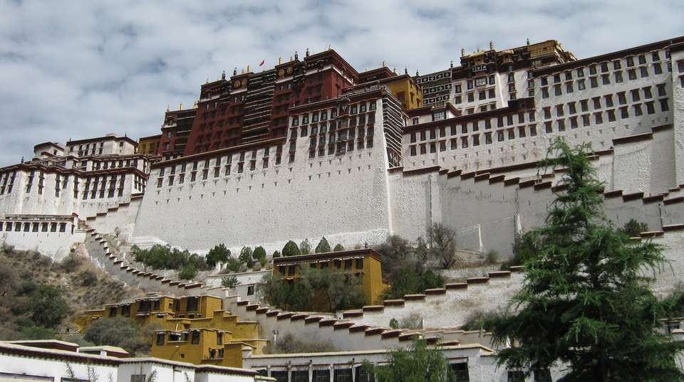 Nepal and Tibet Tour - Himalayan Trekking And Tours (p) Ltd - Nepal - Image 3