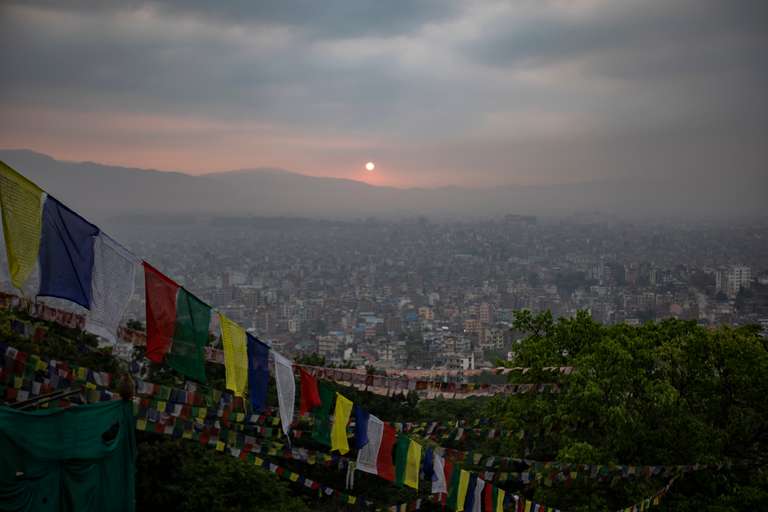 Nepal Explorer Tour: Nepal: Annapurna Hiking & Chitwan National Park