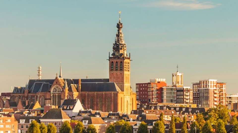 New year in Holland and the romantic Rhine (port-to-port cruise) - Tweet World Travel - Holland - Image 2