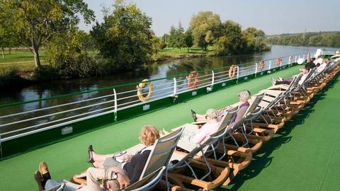 Europe Guided And Escorted Tours: New Year On The Danube: Vienna, Budapest And Bratislava (port-to-port Cruise)