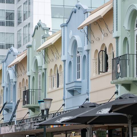 Sightseeing Tour: New Zealand's Southern Sounds
