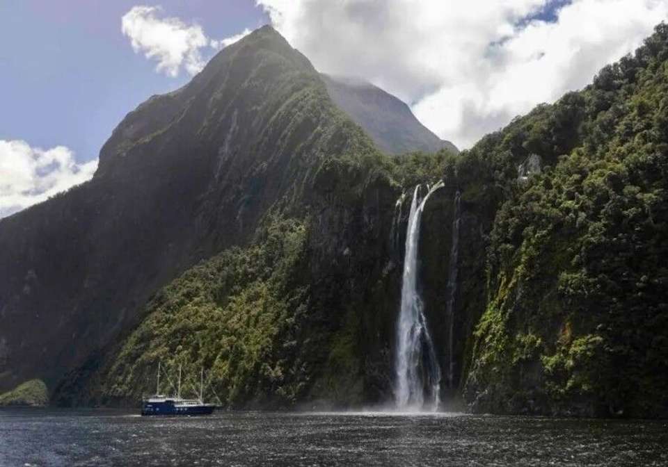 New Zealand Ultimate Scenic South - undefined - Image 8