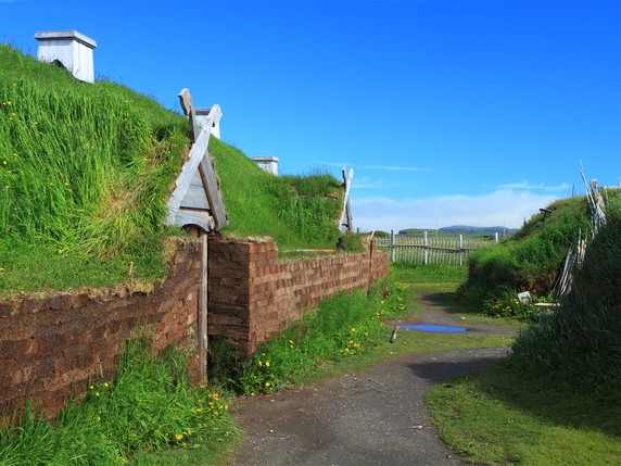 Image 4 of 7
