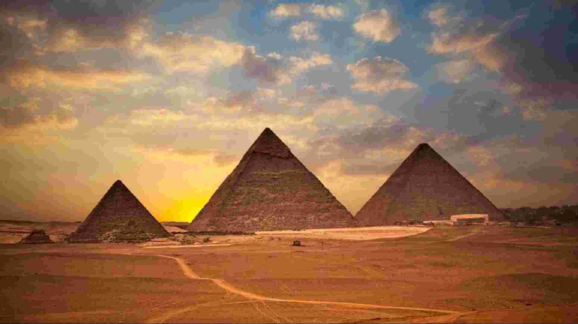 Nile Adventure: Felucca Cruise & the Red Sea