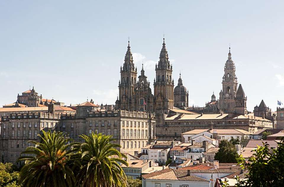 8 Day North Of Spain Guided Tour From Barcelona (c-782) - Vpt Tours - Spain - Image 2