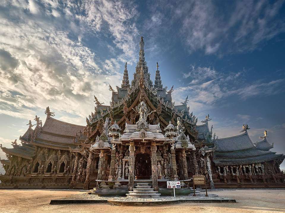 North Vietnam, Bangkok & Pattaya (5 Star) - 14 days - On The Go Tours - Vietnam - Image 11