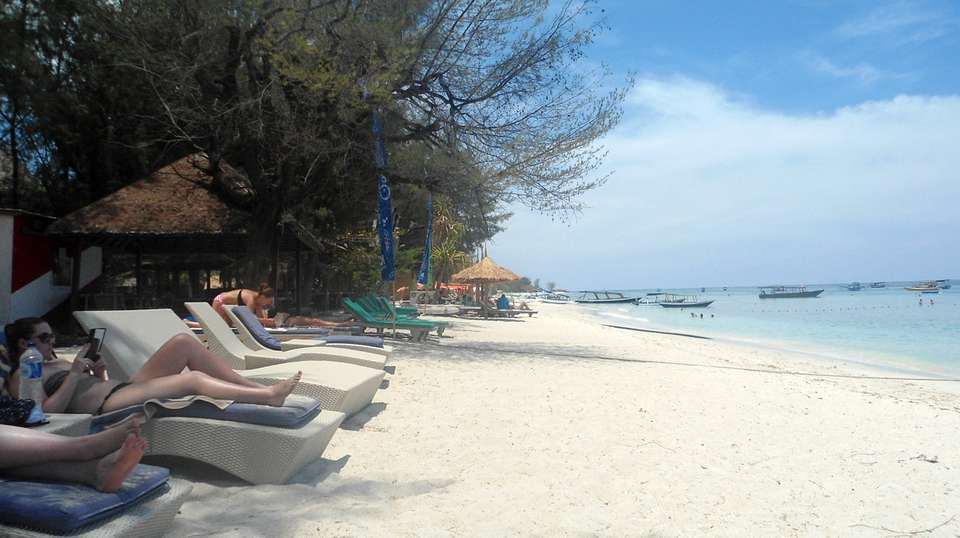 Snorkelling Day Trip to 3 Gilis (Trawangan, Meno, Air) - Adventure Lombok Tour - Indonesia - Image 3