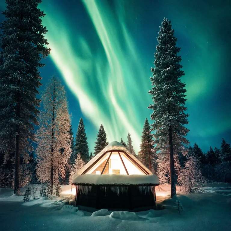Northern Europe Adventure Tour: Northern Lights of Scandinavia - Small Group