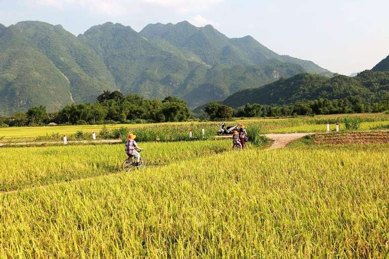Northern Loop Vietnam 13 Days 12 Nights trip - alternative tour available