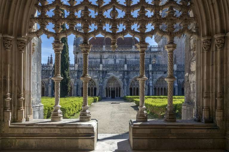 Lisbon Sightseeing Tour: Northern Portugal with Lisbon