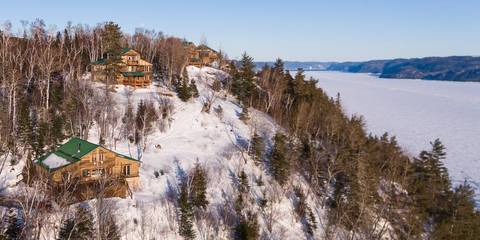 Northern Quebec: Winter Lodge Escape - 7 Days