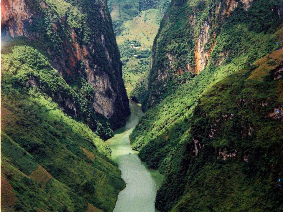 Northern Vietnam Adventure - 13 days - On The Go Tours - Vietnam - Image 7