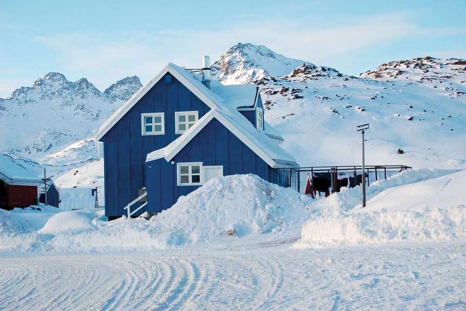 Northwest Passage: The Legendary Arctic Sea Route - undefined - Image 5