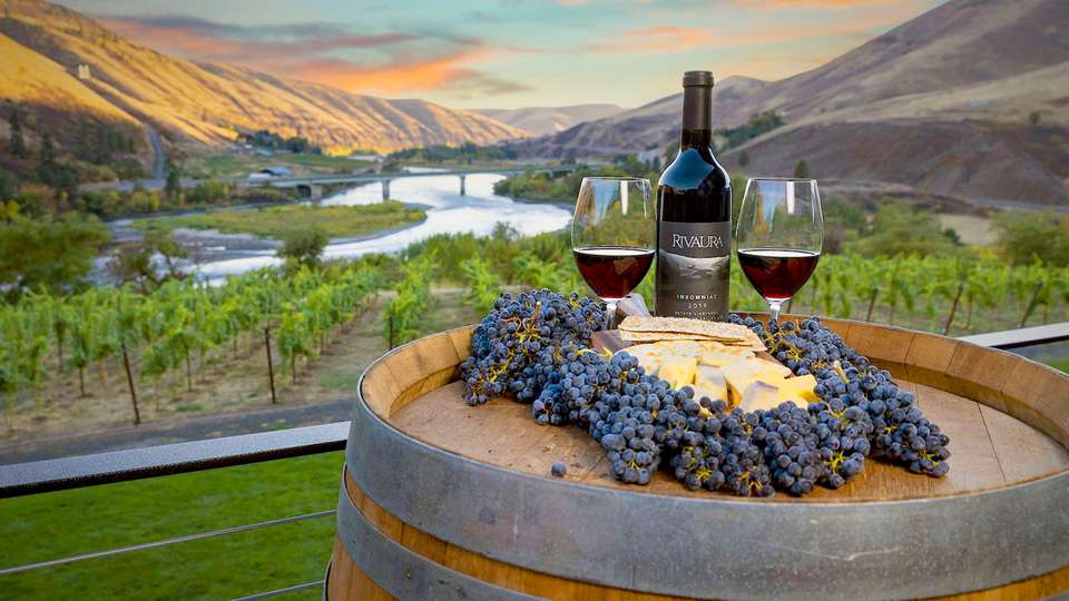 Northwest Uncovered: Sun Valley & Yellowstone - Featuring Bozeman, Boise & Hells Canyon - Collette Tours - USA - Image 4