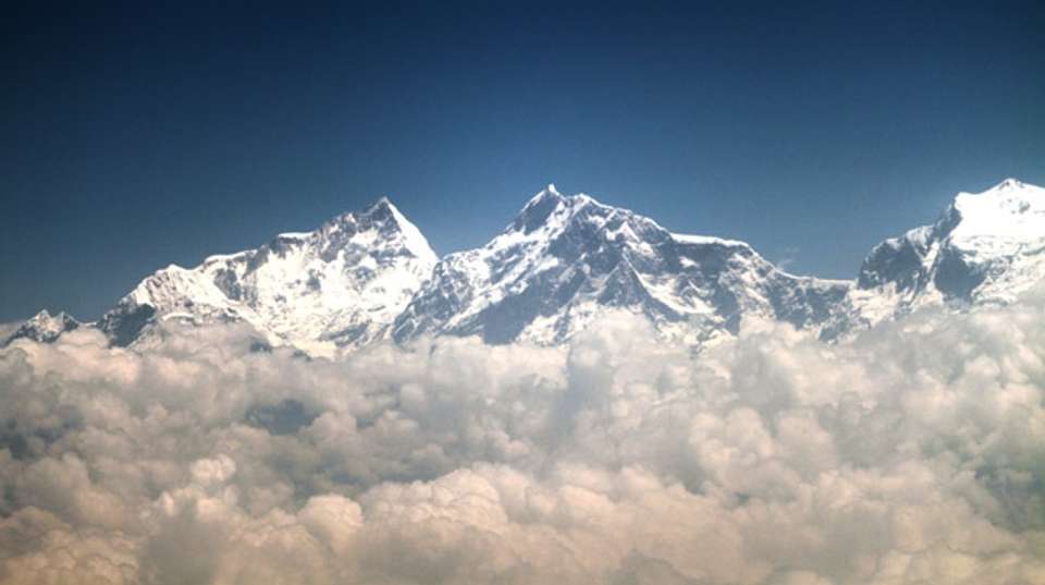 One-hour mountain flight over Everest - Green Valley Nepal Treks Pvt Ltd - Nepal - Image 3