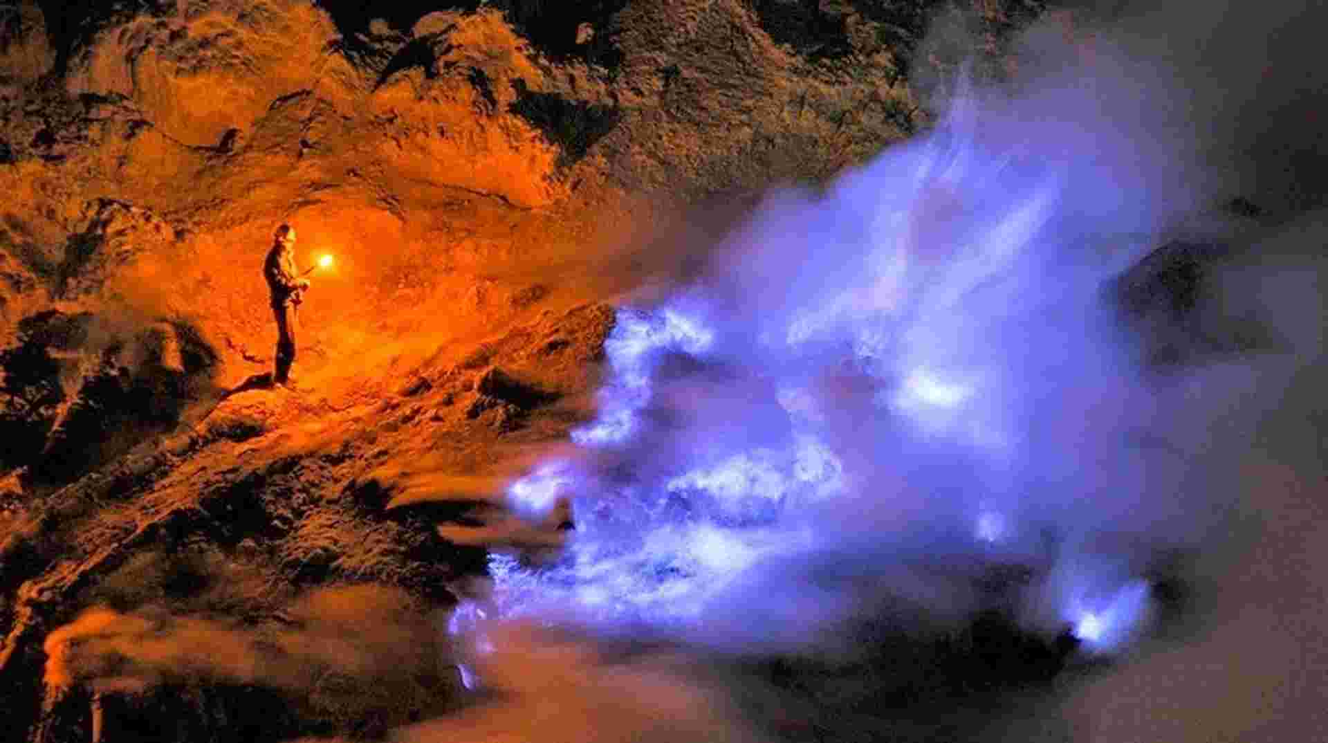 Overnight Mount Ijen Blue Fire Trek 