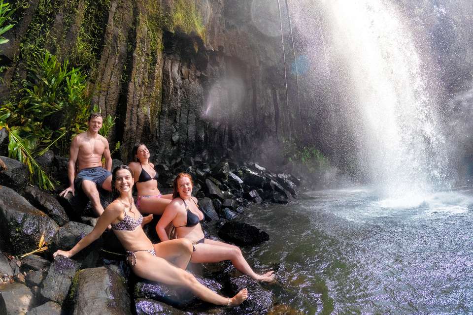 Oz East Coast 
20 Day - Intro Travel - Australia