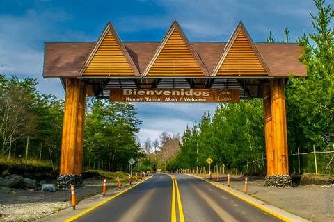 Panguipulli, Calafquen, Lican Ray & Coñaripe Lakes Route From Valdivia - November 2025