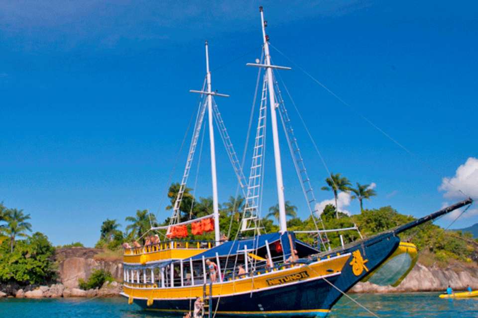 Paraty's Paradisac Islands Boat Tour - Tangol Tours - Brazil - Image 6