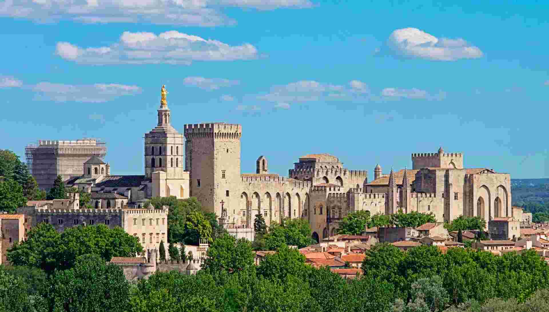 Paris, Lourdes, Côte d Azur, Provence and Barcelona