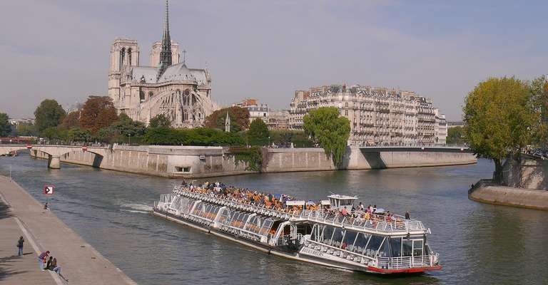 Paris Segway Trip and Boat Tour on the Seine - August 2027