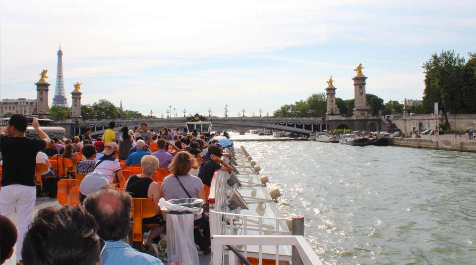 Paris Segway Trip and Boat Tour on the Seine - Go Go Tours - Privat Tours In Paris - France - Image 4