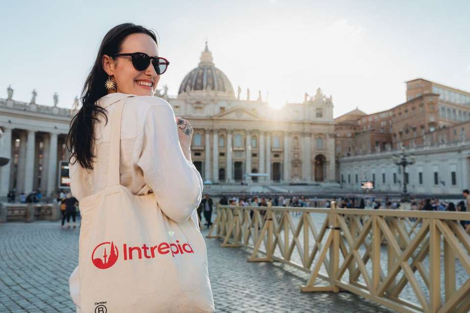 Paris to Rome by Rail - Intrepid Travel - France - Image 7