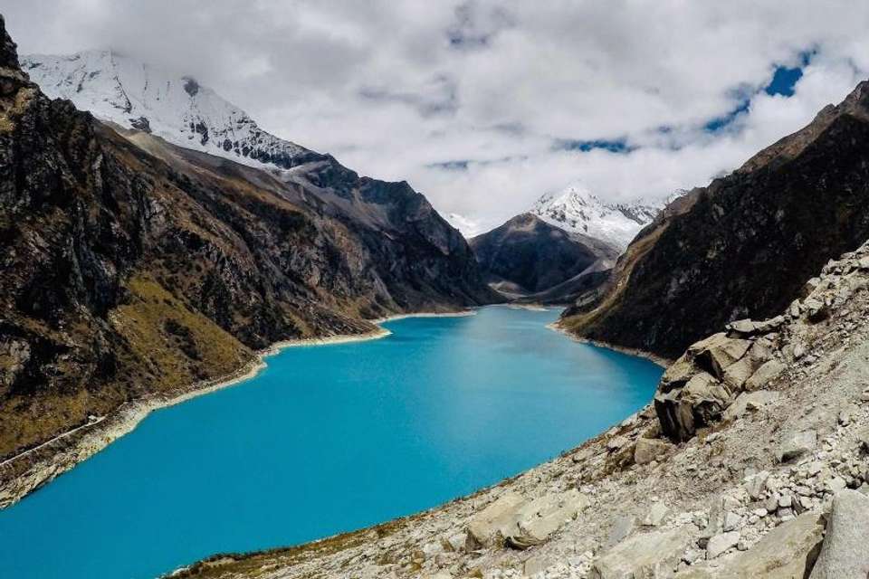 Paron Lake Hike Tour from Huaraz - Tangol Tours - Peru - Image 5
