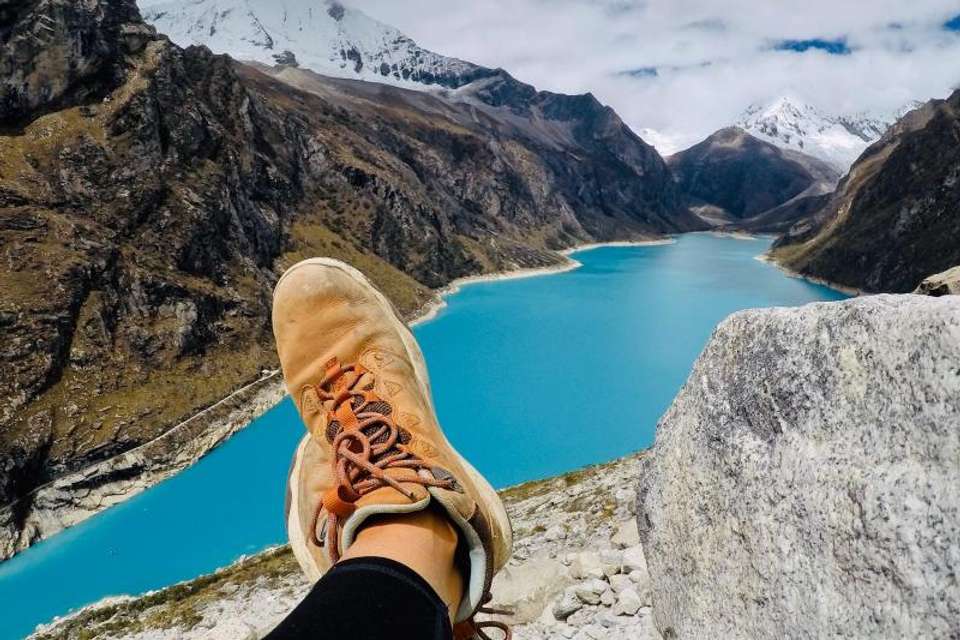 Paron Lake Hike Tour from Huaraz - Tangol Tours - Peru - Image 6