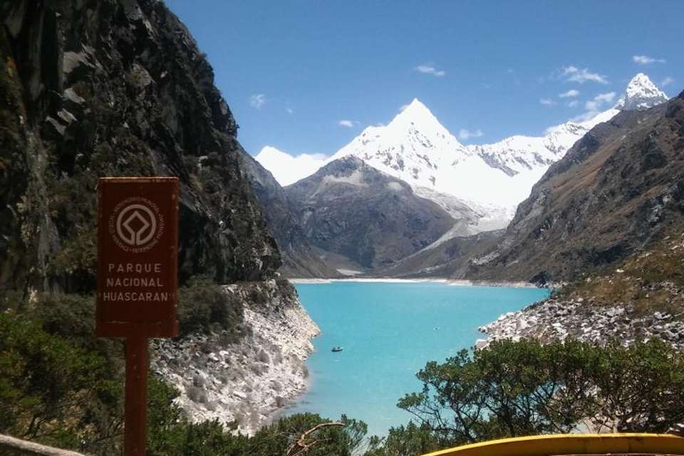 Paron Lake Hike Tour from Huaraz - Tangol Tours - Peru - Image 7