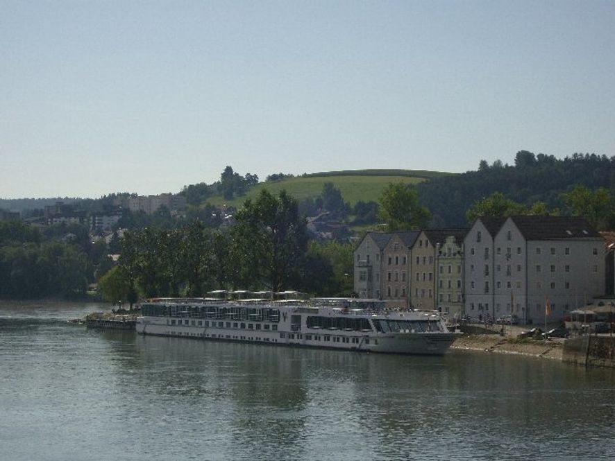 TOP TOURS