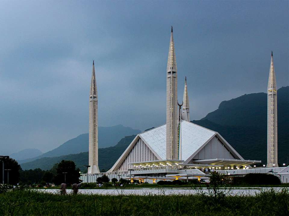 Peaks of Pakistan - 8 days - On The Go Tours - Pakistan - Image 1