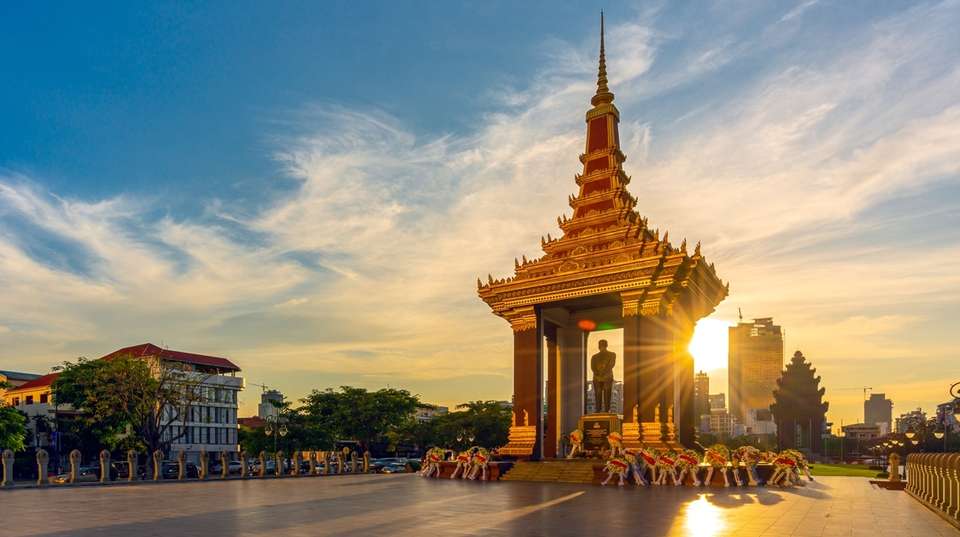 A Historical Journey in Cambodia - 10 Days Private Tour - Realistic Asia - Cambodia - Image 5