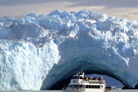 Perito Moreno Glacier Tour & Boat Ride - October 2025