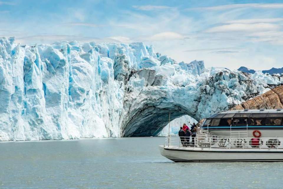 Perito Moreno Glacier Tour & Boat Ride - Tangol Tours - Argentina