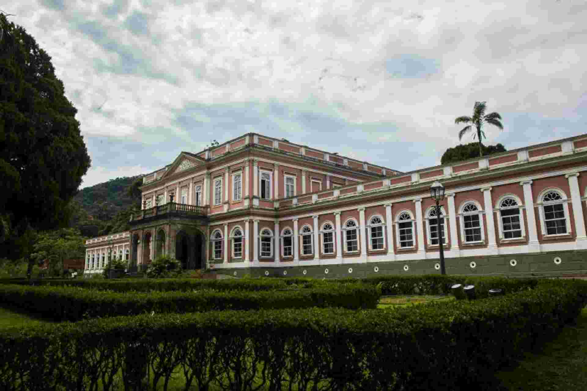 Petropolis Day Tour